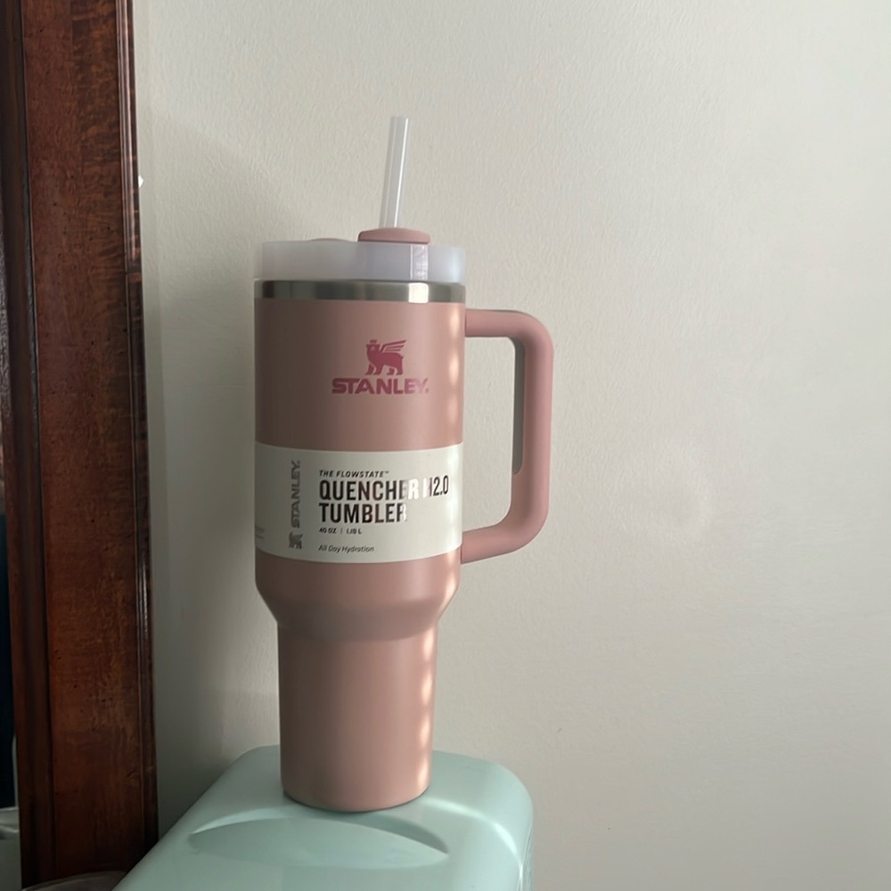 Stanley 40oz tumbler